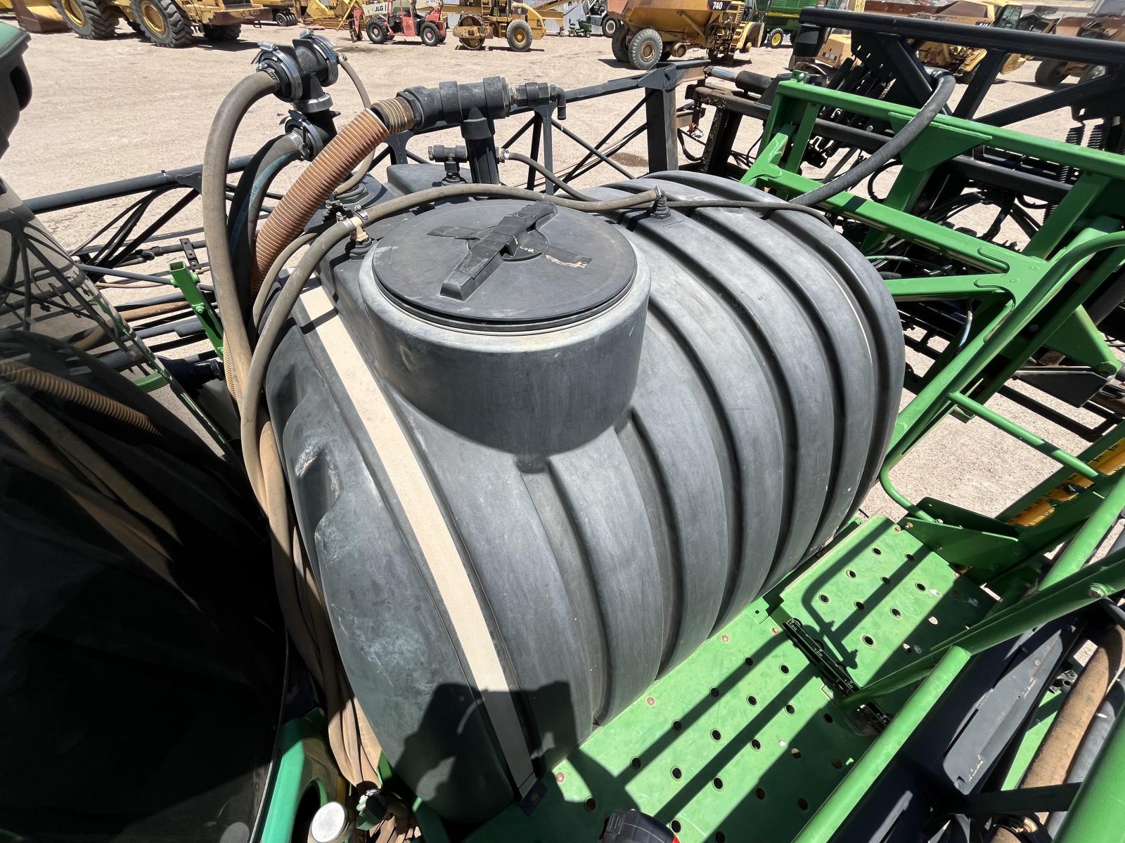 ./imagenes/INVOICE/2019/17638/ASPERSORA AUTOPROPULSADA JOHN DEERE 4730 (10).JPG